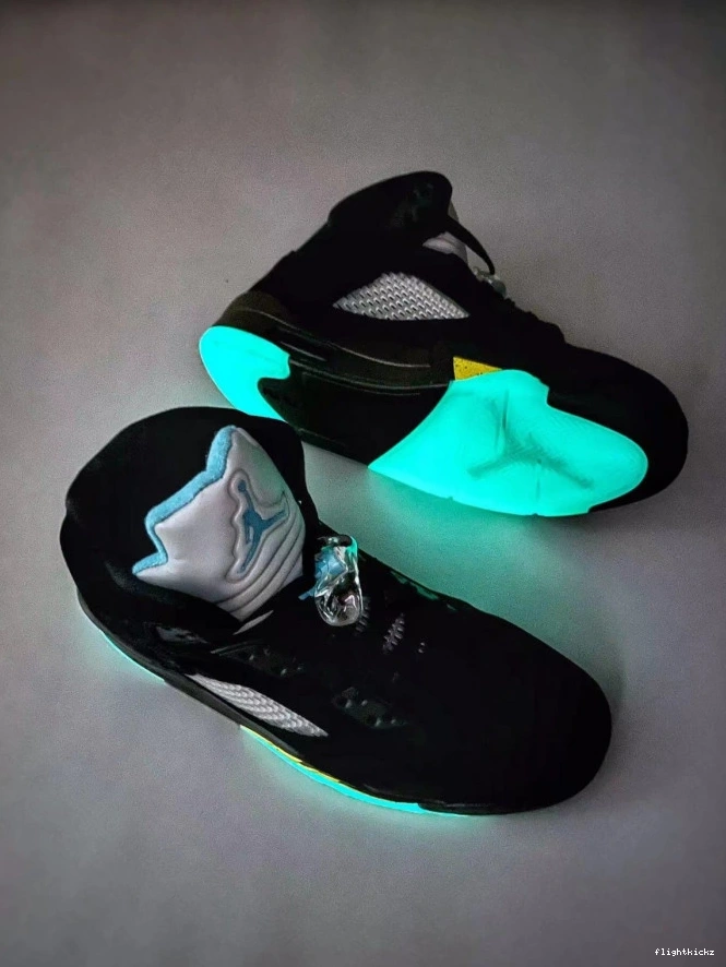 5 DD0587-047 Jordan Aqua Air 0917